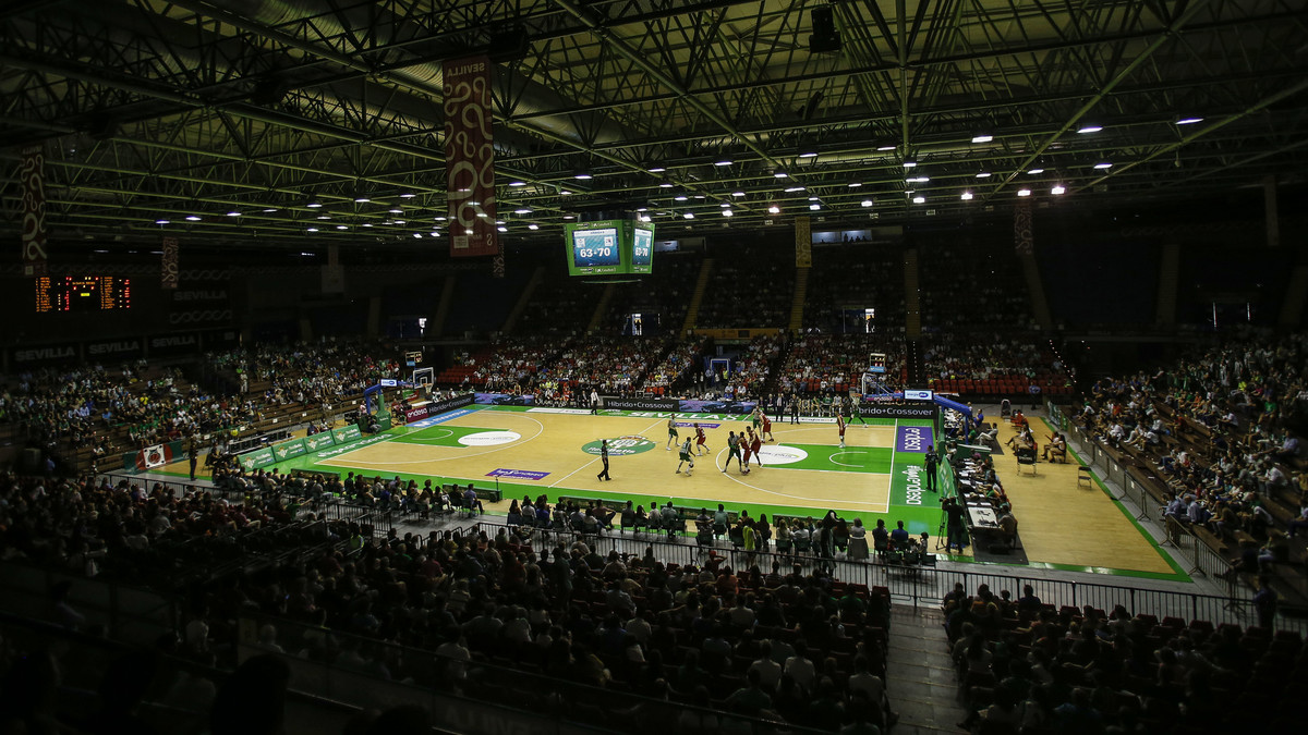 Palacio Municipal de Deportes San Pablo