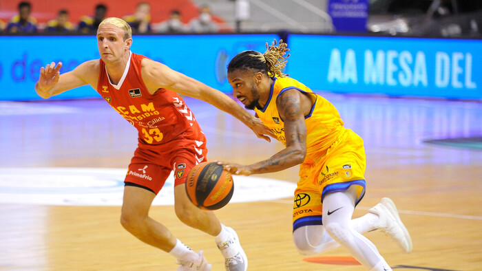 Herbalife Gran Canaria rompe su mala racha en Murcia (74-78)