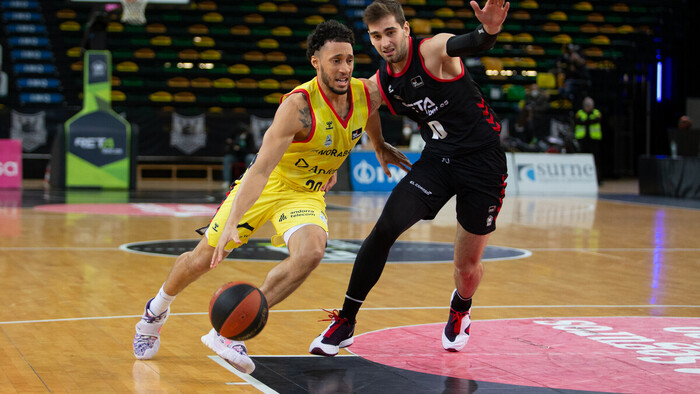 Senglin doblega a un Bilbao Basket sin Balvin (76-85)