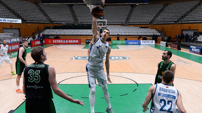 Peñarroya: "El equipo está jugando para estar orgulloso de él"