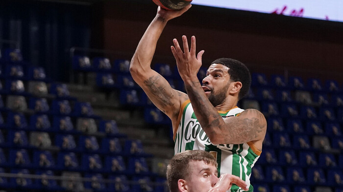 James Feldeine, Mejor Jugador Latinoamericano de la Jornada 15