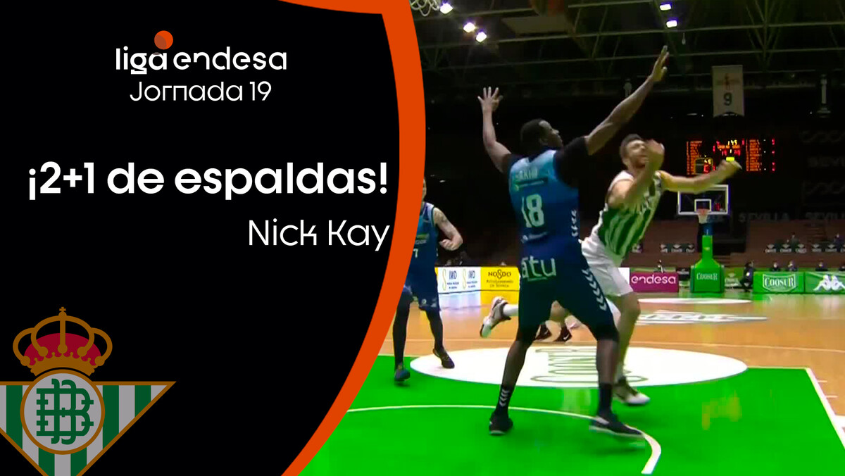 Nick Kay y un canastón inverosímil