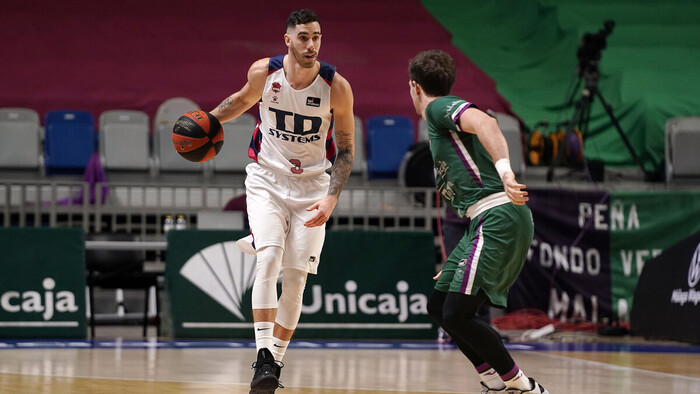 El TD Systems Baskonia remonta en Málaga para ser cabeza de serie (79-91)