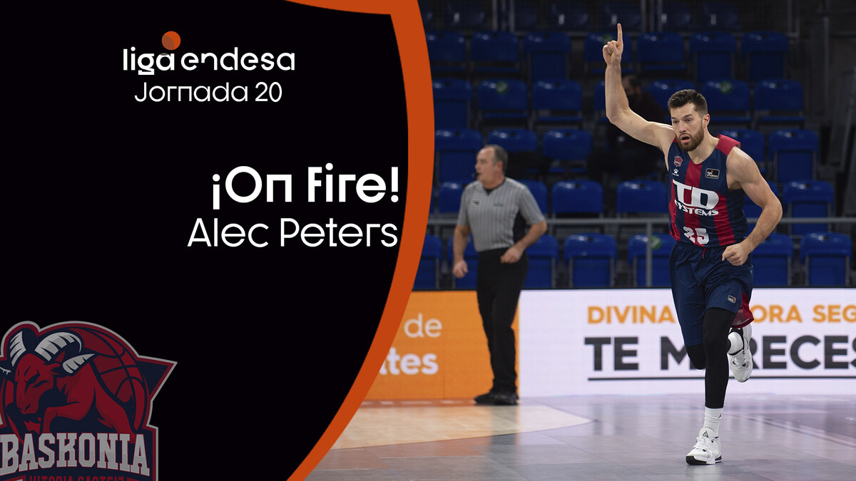 Alec Peters roza la perfección