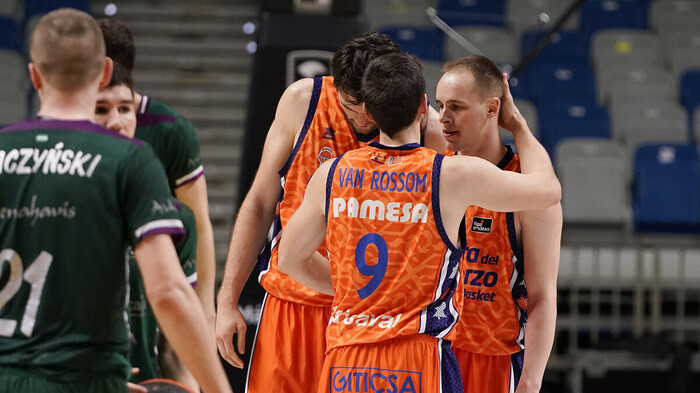 Tobey lidera el úndecimo triunfo consecutivo de Valencia Basket (85-89)