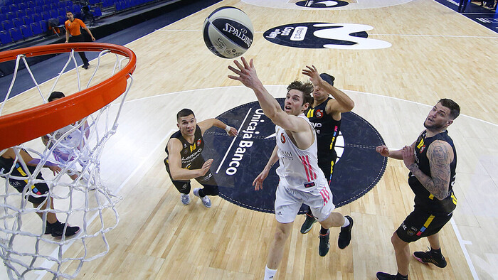 Causeur, Deck y el Madrid a la final (85-79)