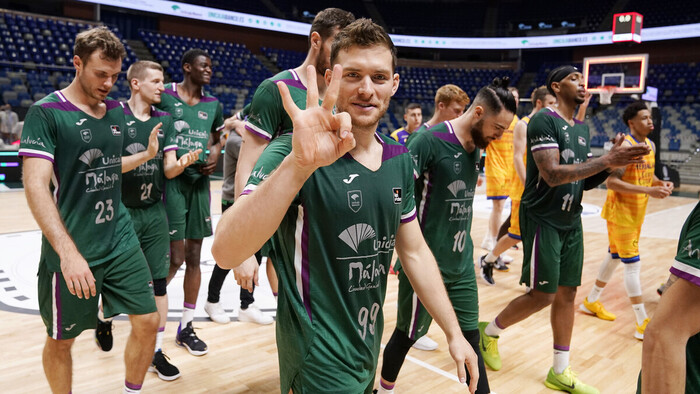 El Unicaja se hace fuerte en zona Playoff (82-76)