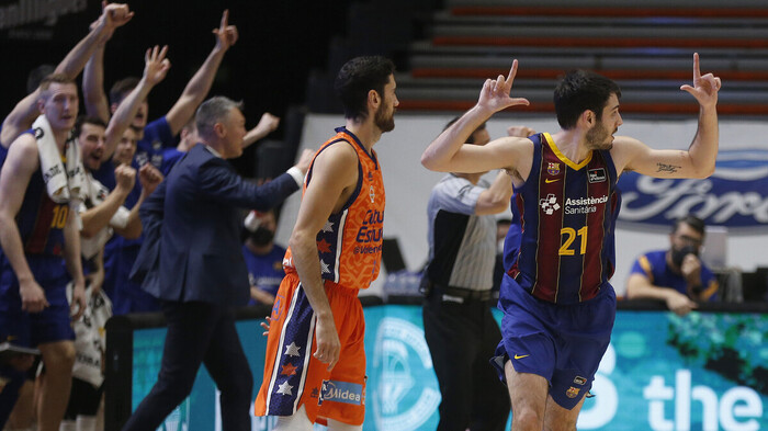 Un sólido Barça alarga su racha en Valencia (64-80)