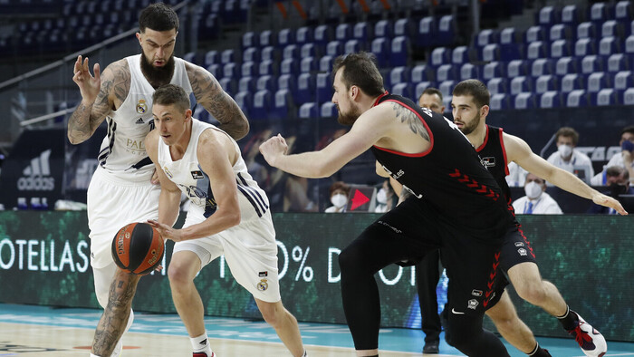 El Real Madrid sentencia la primera plaza por la vía rápida (70-59)