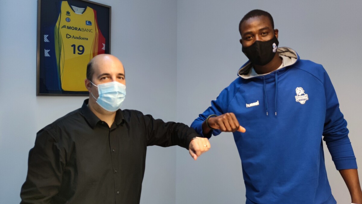 Moussa Diagne firma por un año más con el MoraBanc Andorra