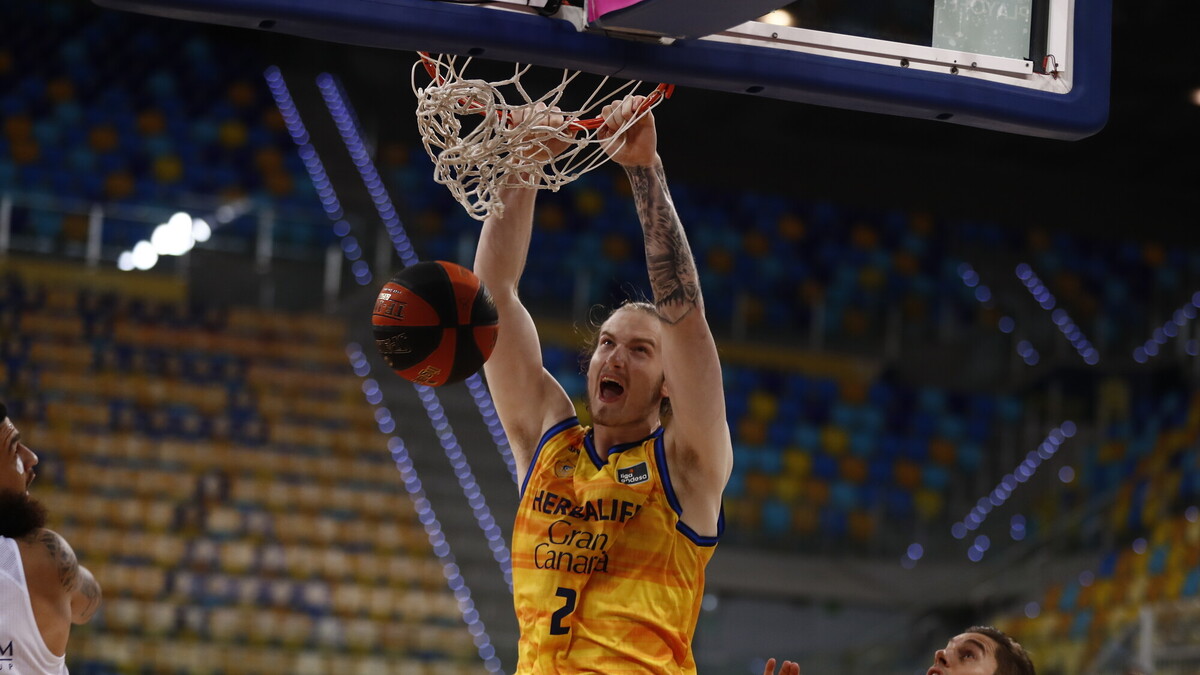 Olek Balcerowski jugará cedido en el Mega Basket