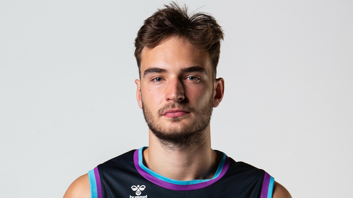 Álex Galán abandona el Surne Bilbao Basket