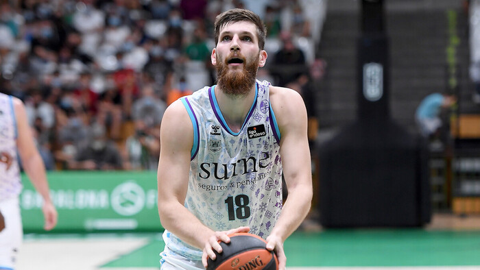 Regimantas Miniotas no continuará en Surne Bilbao Basket