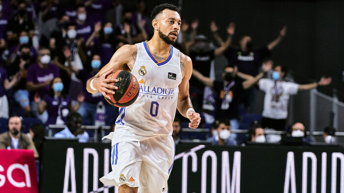 Nigel Williams-Goss sufre una lesión en el tendón extensor del tercer dedo