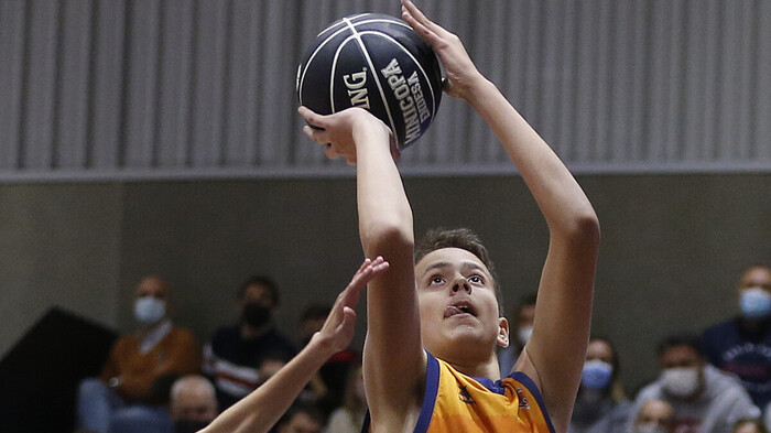 Sigue el Valencia BC-Fundaci&oacute;n 5+11 Baskonia
