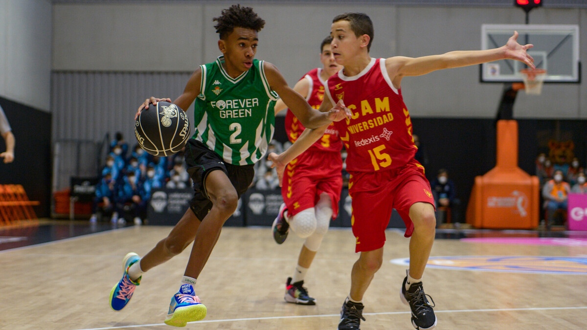 Sigue el UCAM Murcia Redexis-Coosur Real Betis