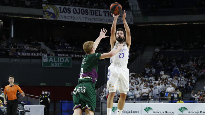 El líder remonta al son de un Llull en catarsis (79-74)