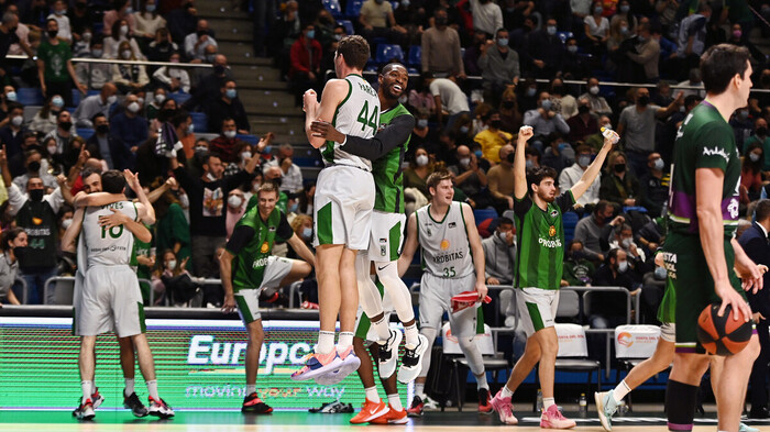 El Joventut sale vencedor de la gran rebelión del Unicaja (72-76)