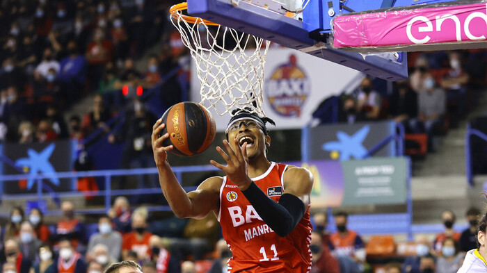 Baxi Manresa jugará la Copa del Rey tras ganar a Monbus Obradoiro (104-84)