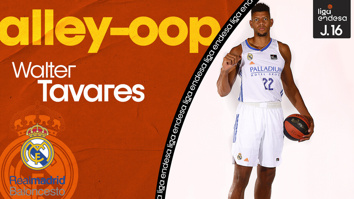 ¡Potente alley-oop de Edy Tavares!