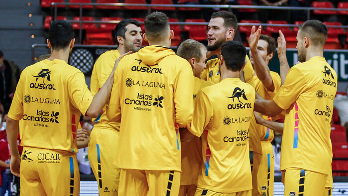 Un Shermadini imperial impone el dominio aurinegro en Zaragoza (62-77)