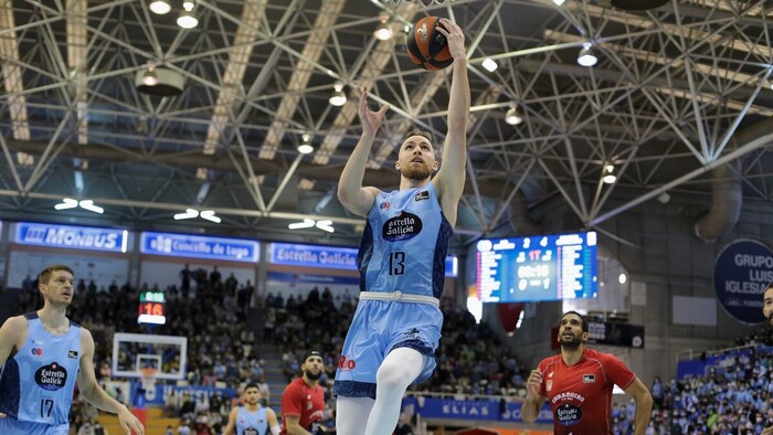 El Río Breogán se lleva un igualado derbi gallego (80-78)