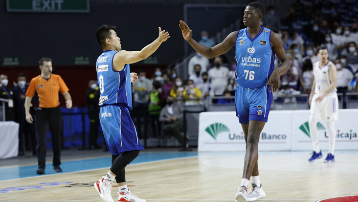 Bolong Zheng... ¡el primer chino en la historia de la Liga Endesa!