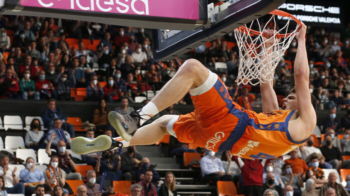 El Valencia Basket vuela a lo grande hasta el Playoff (97-79)