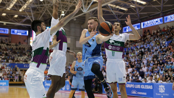 Musa y Río Breogán se despiden con una exhibición ante Unicaja (93-84)