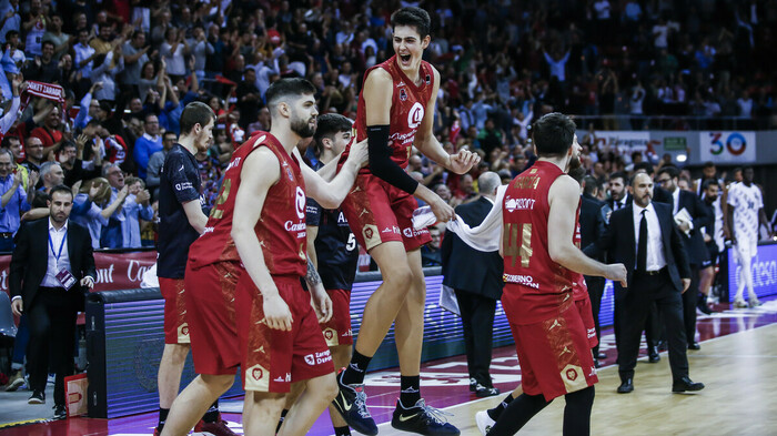 El Casademont Zaragoza se estrena con un bombazo (94-89)