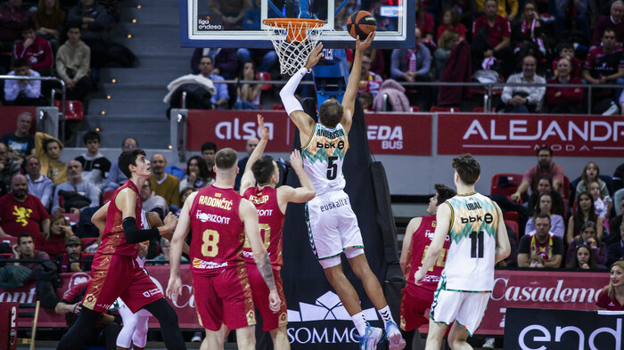 El Surne BB redondea su festejo con un triunfo en Zaragoza (67-74)