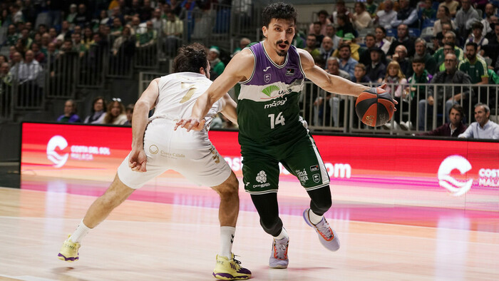 El Unicaja muestra su hambre de Copa (82-66)