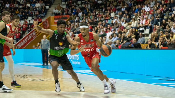 Taylor decide el derbi para un Bàsquet Girona coral