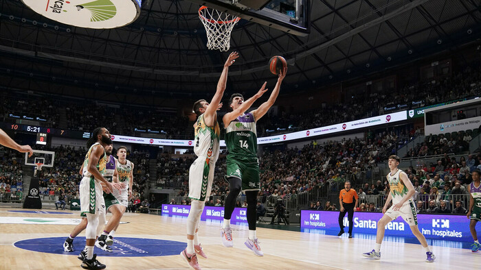 El Unicaja redondea la fiesta del Martín Carpena (92-79)