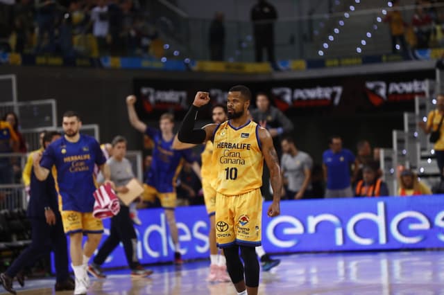 Novedades y parte médico J15