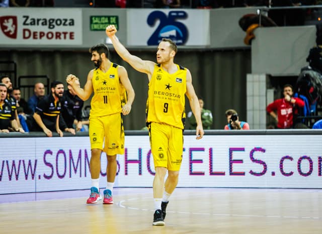 Casademont-Iberostar (99-111)