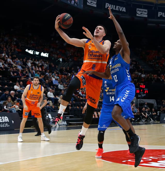 Crónica Valencia BC-S. Pablo (95-66