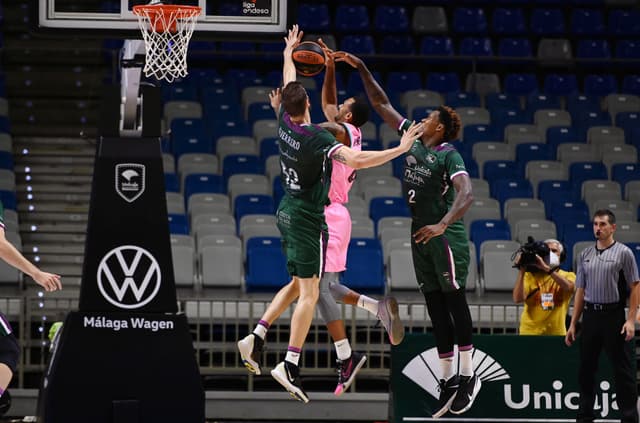 Unicaja-Barça (70-79)