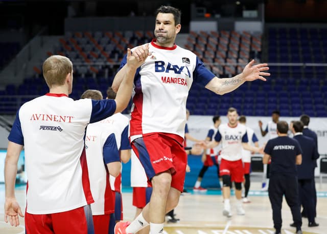 Rafa Martínez sigue en Manresa