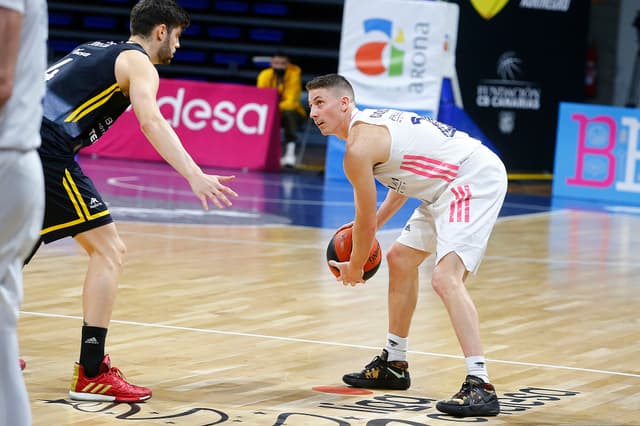 Todo sobre el Real Madrid-Lenovo Tf