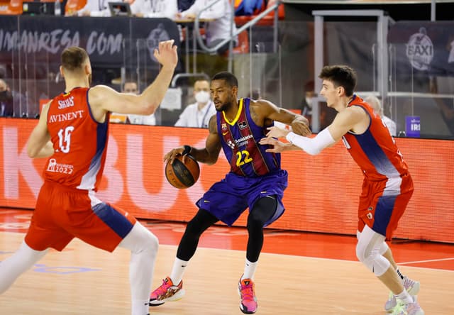 BAXI Manresa 76 - Barça 99