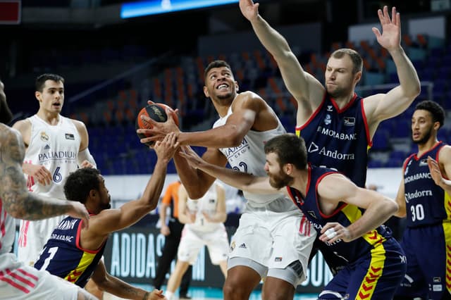 Crónica Real Madrid-MoraBanc (86-79