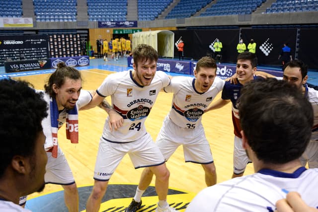 Monbus Obra 89 - Herbalife GC 88