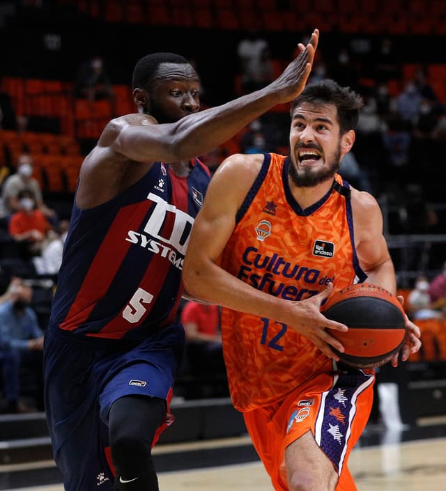 Crónica Valencia-TD Systems (78-73)