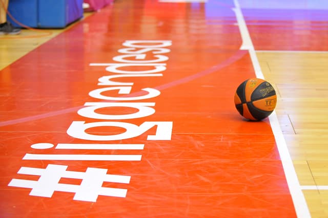 El último billete, en juego