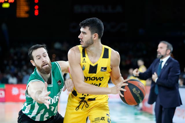 Sergio Rodríguez, centenario