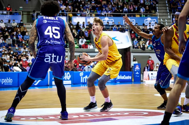 Hereda San Pablo-Barça (69-83)