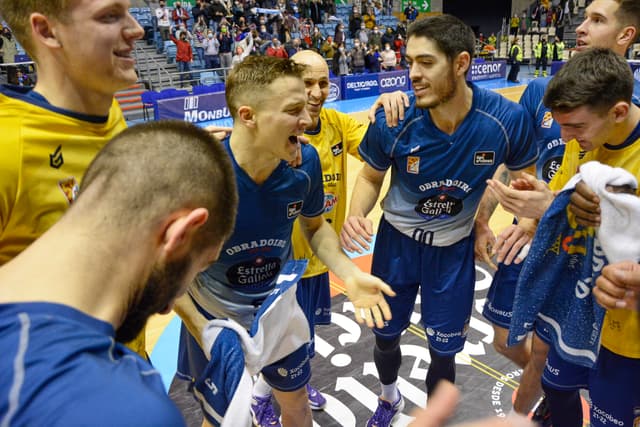 Monbus Obra-Hereda SPB (101-94)