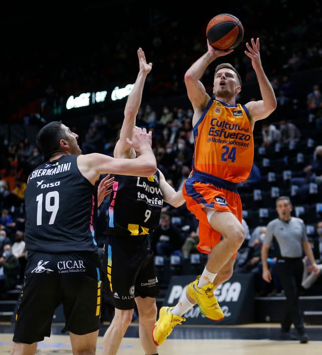 Crónica Valencia-Lenovo Tfe (92-88)