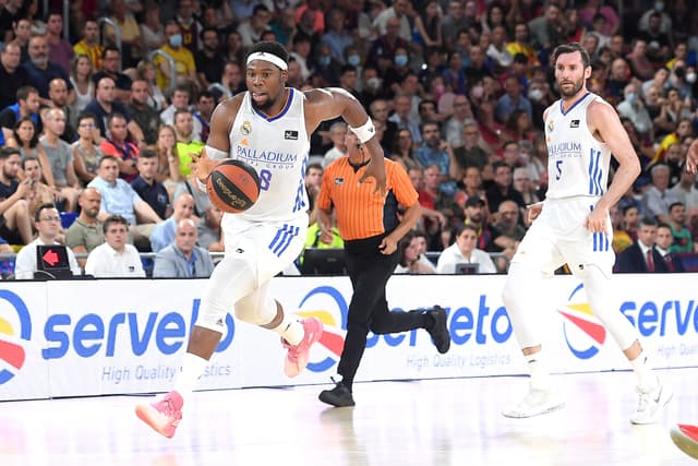 Barça 75 - Real Madrid 88 (1º)